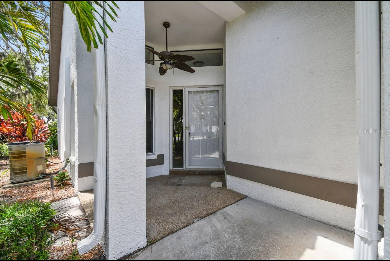 Image 25 of 33 For 9212 Turnberry Court 9212