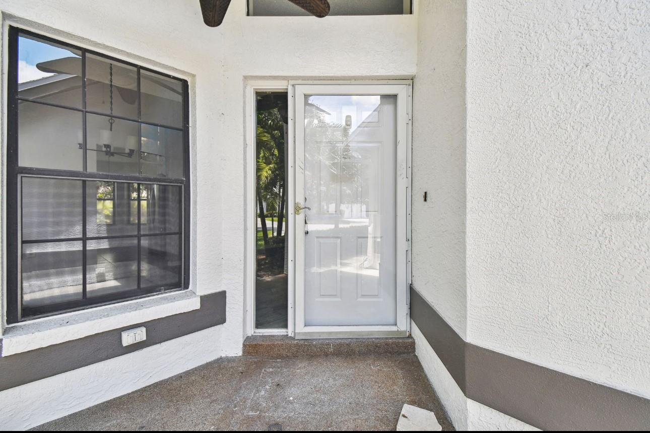 Image 31 of 33 For 9212 Turnberry Court 9212