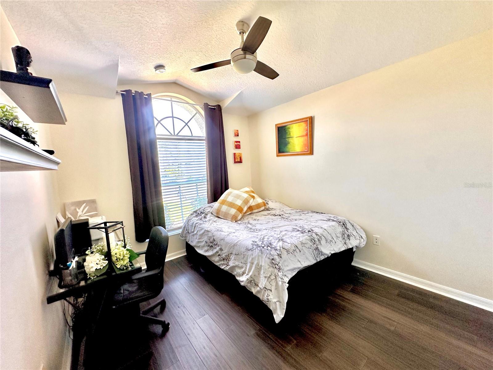 Image 14 of 32 For 25253 Geddy Drive