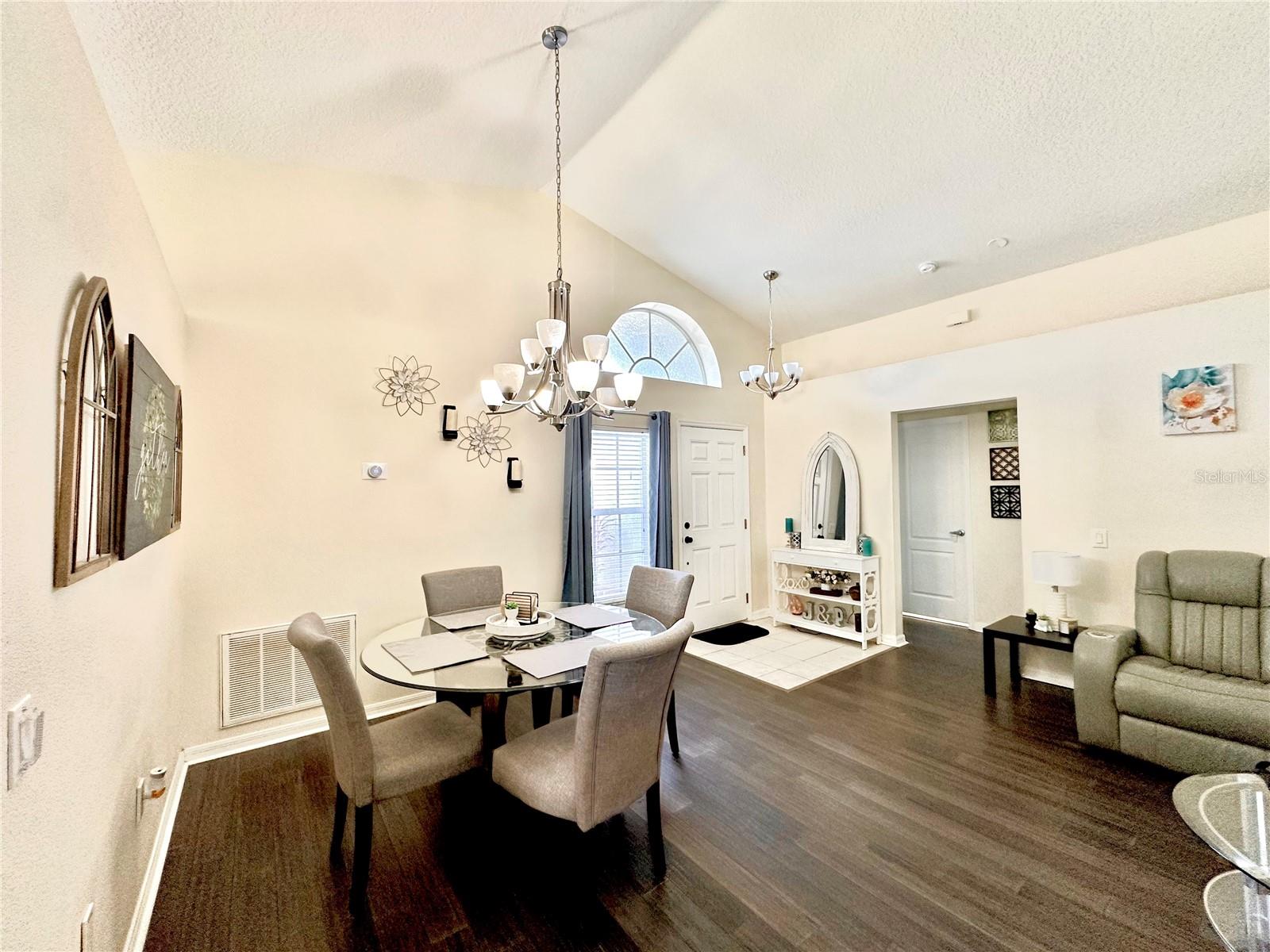 Image 9 of 32 For 25253 Geddy Drive