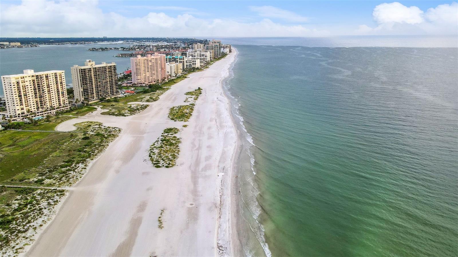 Image 50 of 51 For 1200 Gulf Boulevard 101