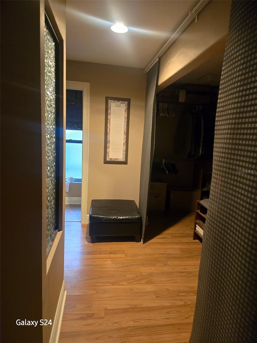 Image 19 of 63 For 16115 Carden Drive