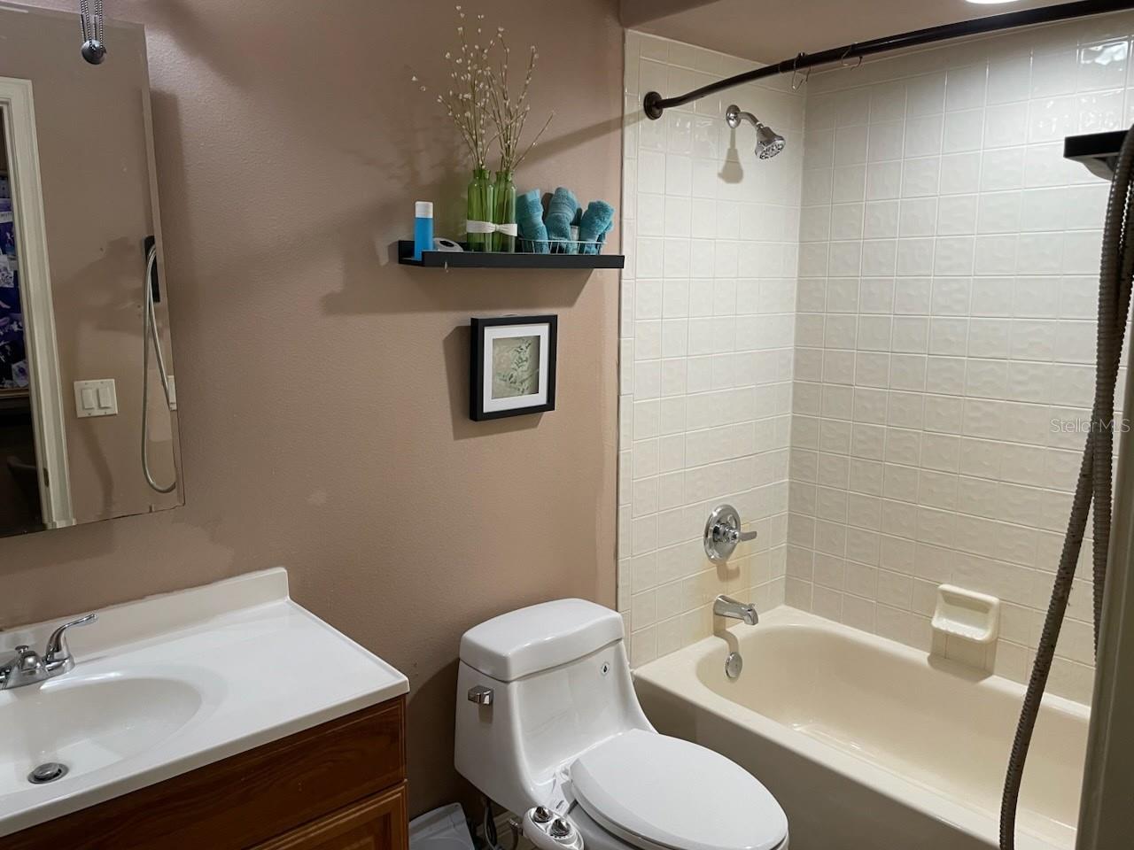 Image 28 of 63 For 16115 Carden Drive
