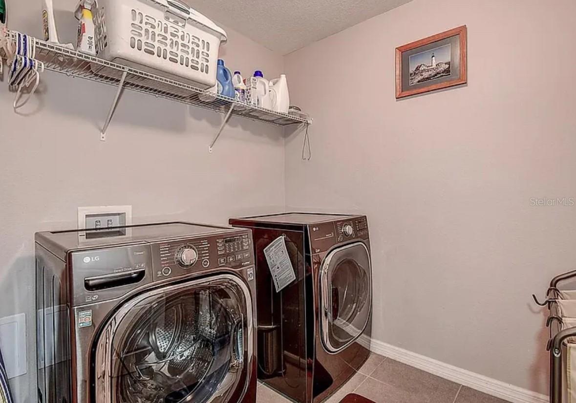 Image 15 of 17 For 5941 81 Street