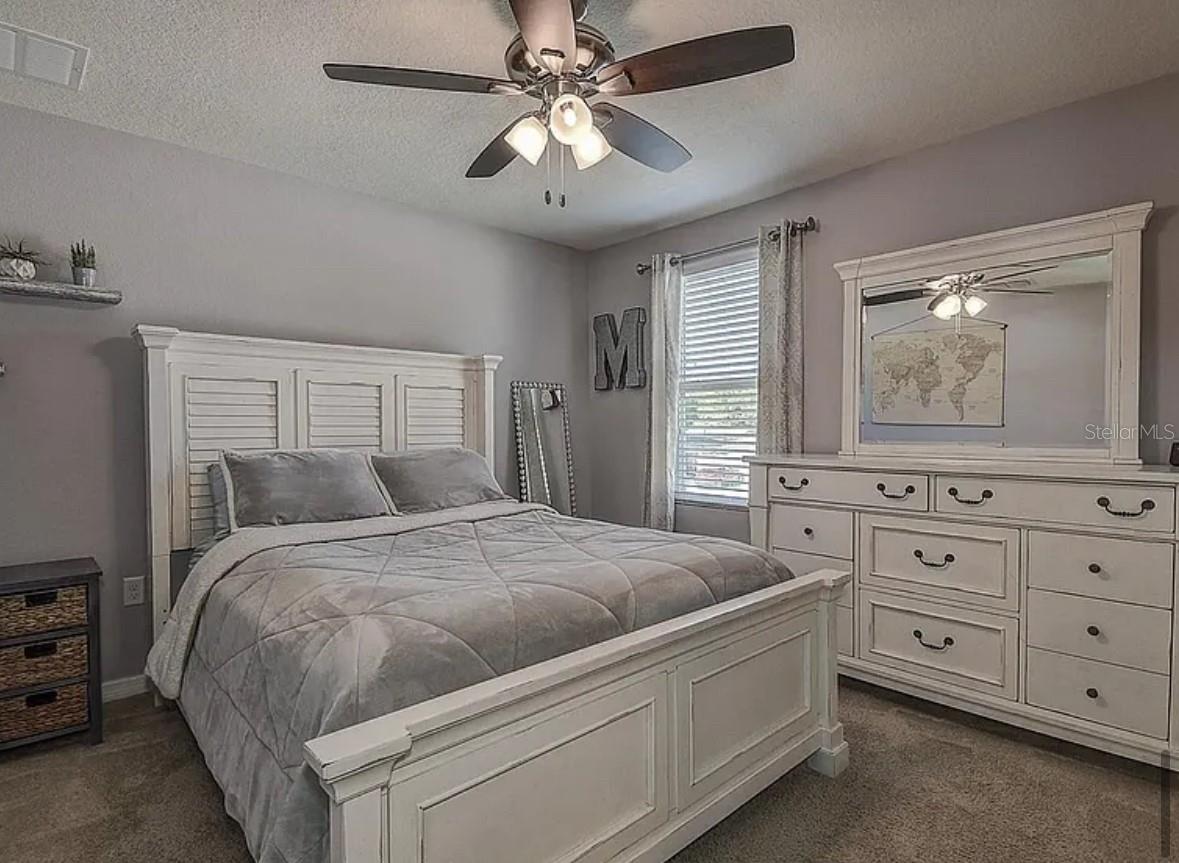 Image 8 of 17 For 5941 81 Street