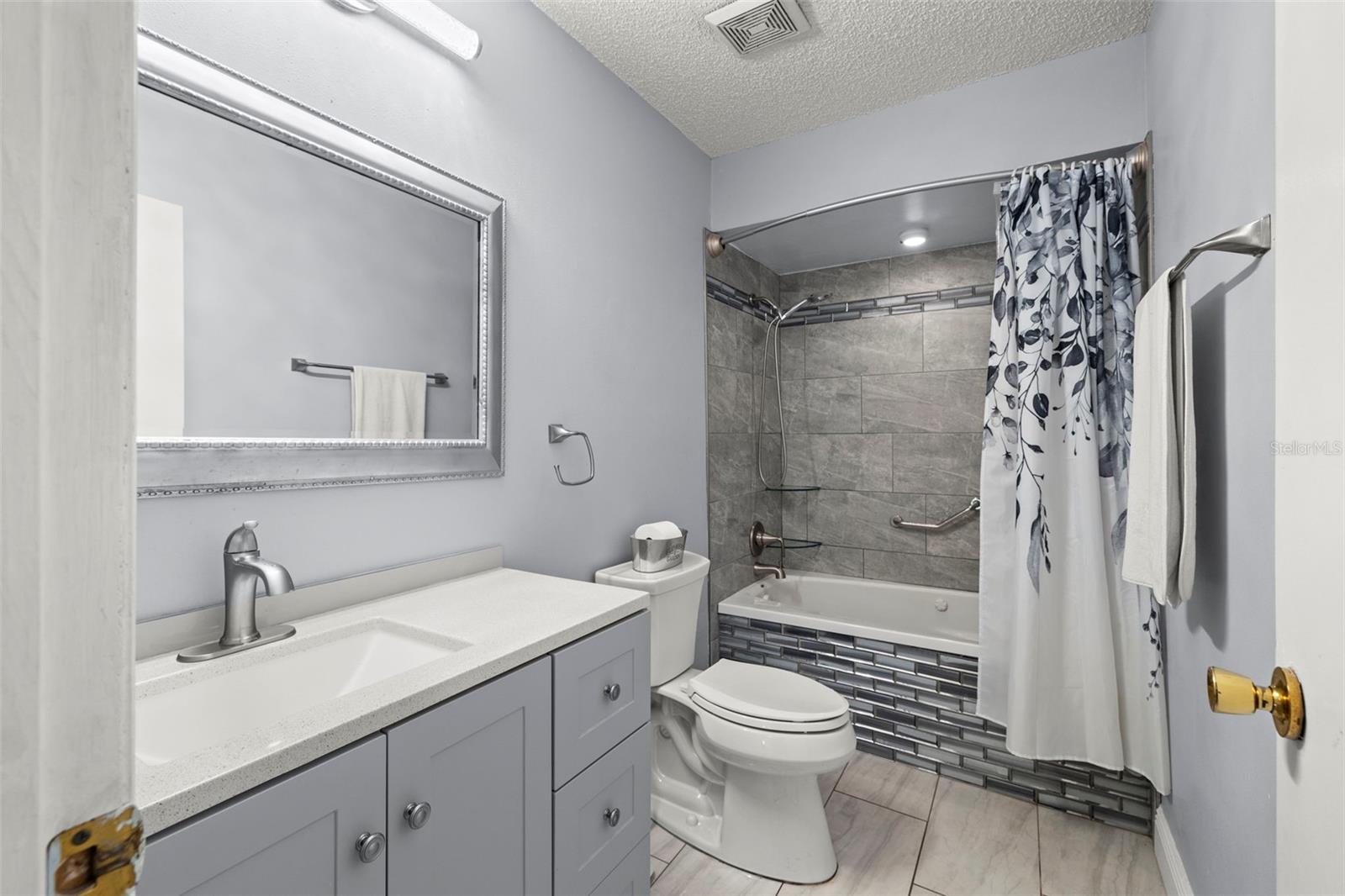 Image 21 of 36 For 1335 15th Street