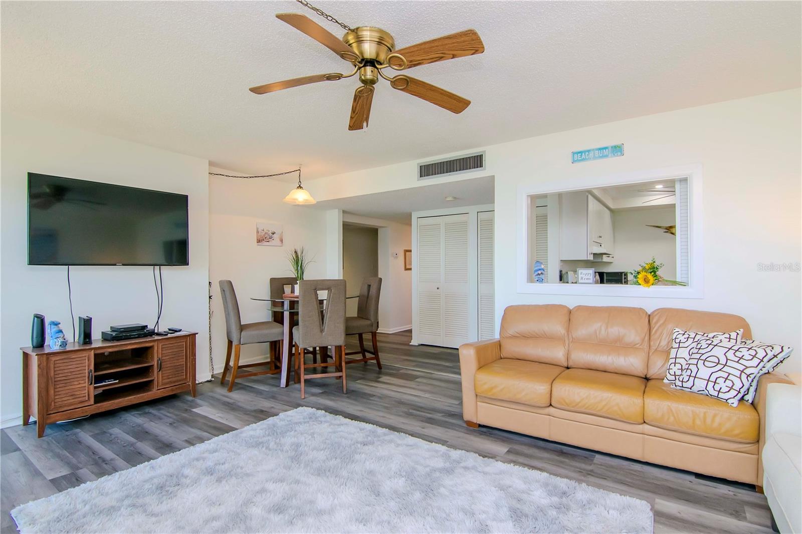 Image 4 of 10 For 1301 Gulf Boulevard 107