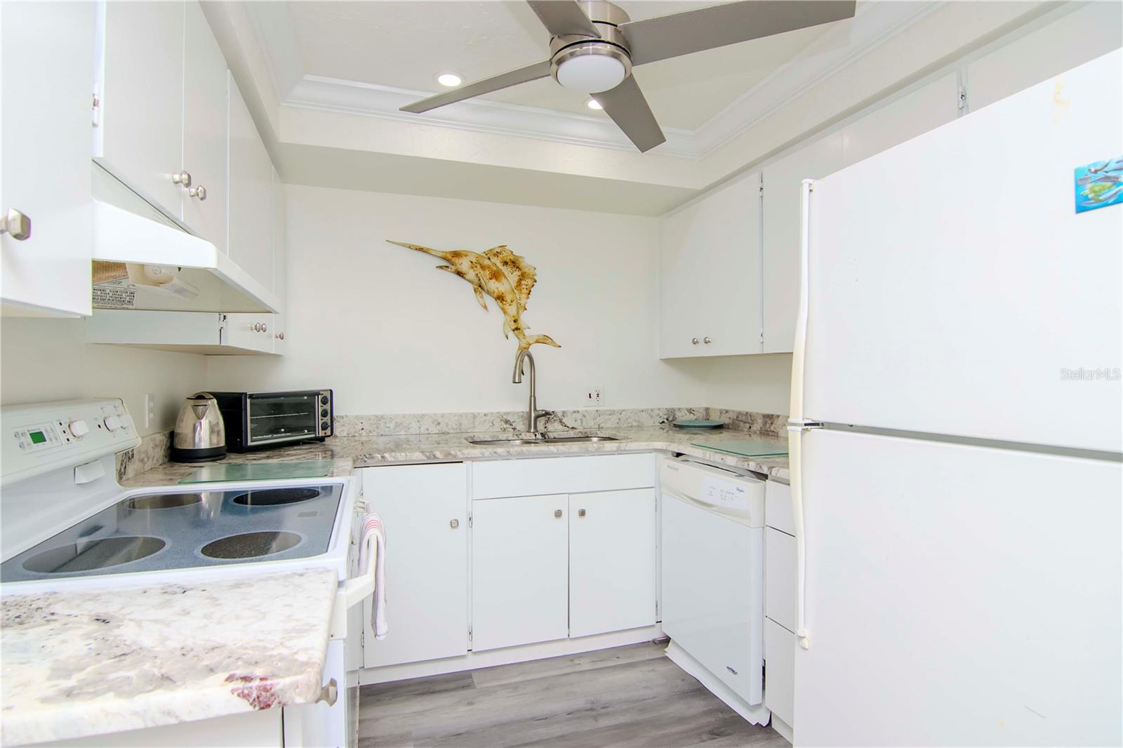 Image 5 of 10 For 1301 Gulf Boulevard 107