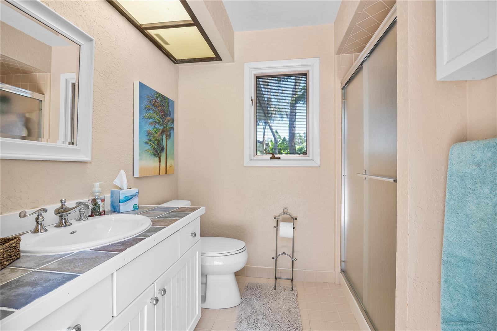 Image 37 of 42 For 2401 Palm Boulevard
