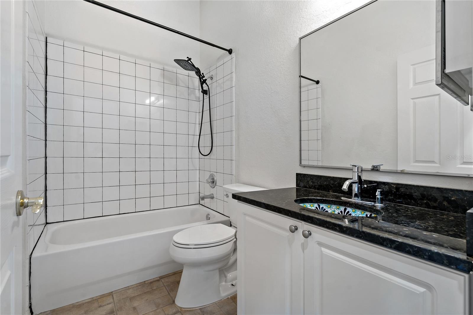 Image 14 of 18 For 2002 5th Avenue 213