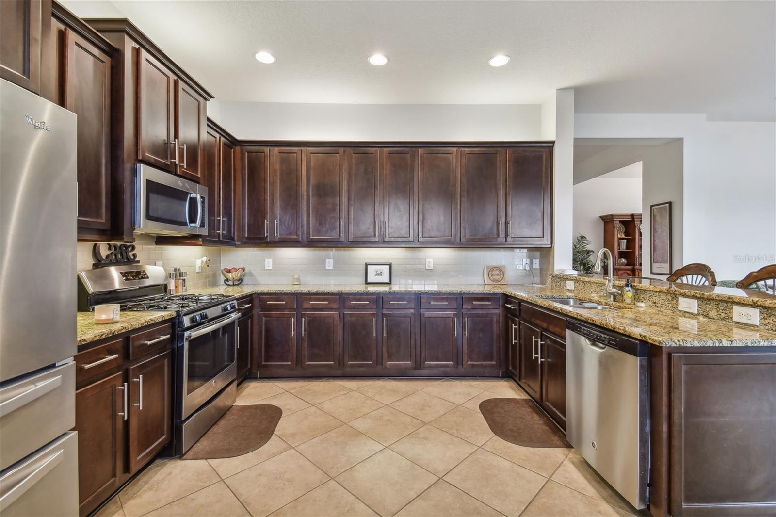 Image 16 of 73 For 30415 Palmer Oak Drive