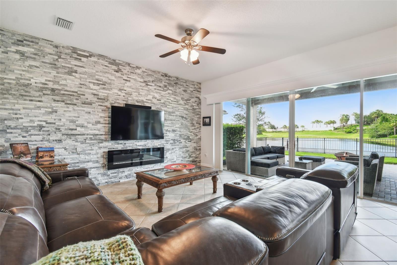 Image 9 of 73 For 30415 Palmer Oak Drive