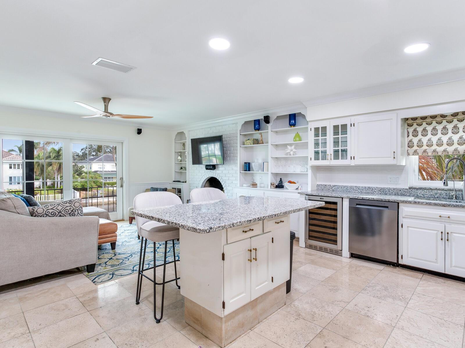 Image 11 of 34 For 4921 Lyford Cay Road