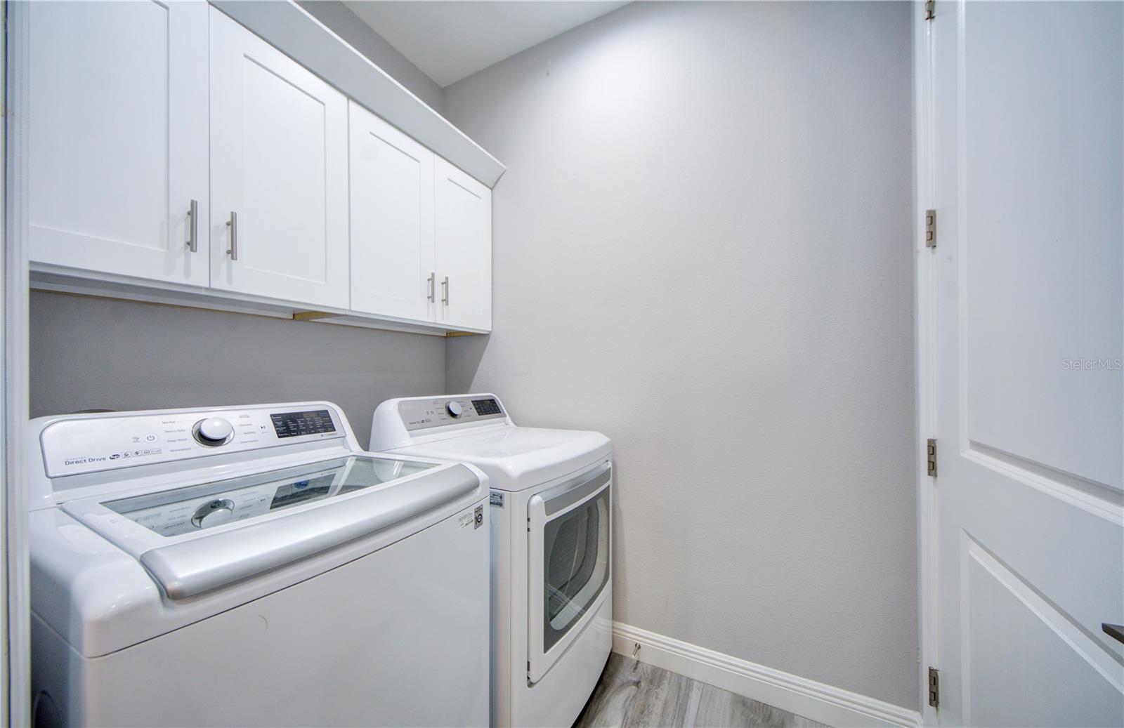 Image 14 of 47 For 817 Wilkie Street