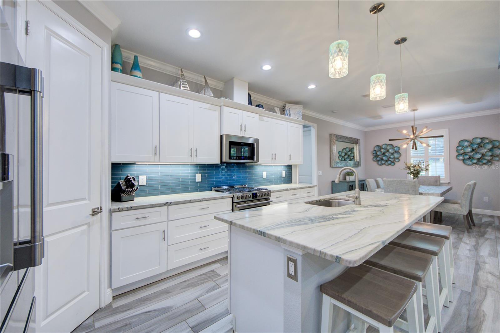 Image 17 of 47 For 817 Wilkie Street