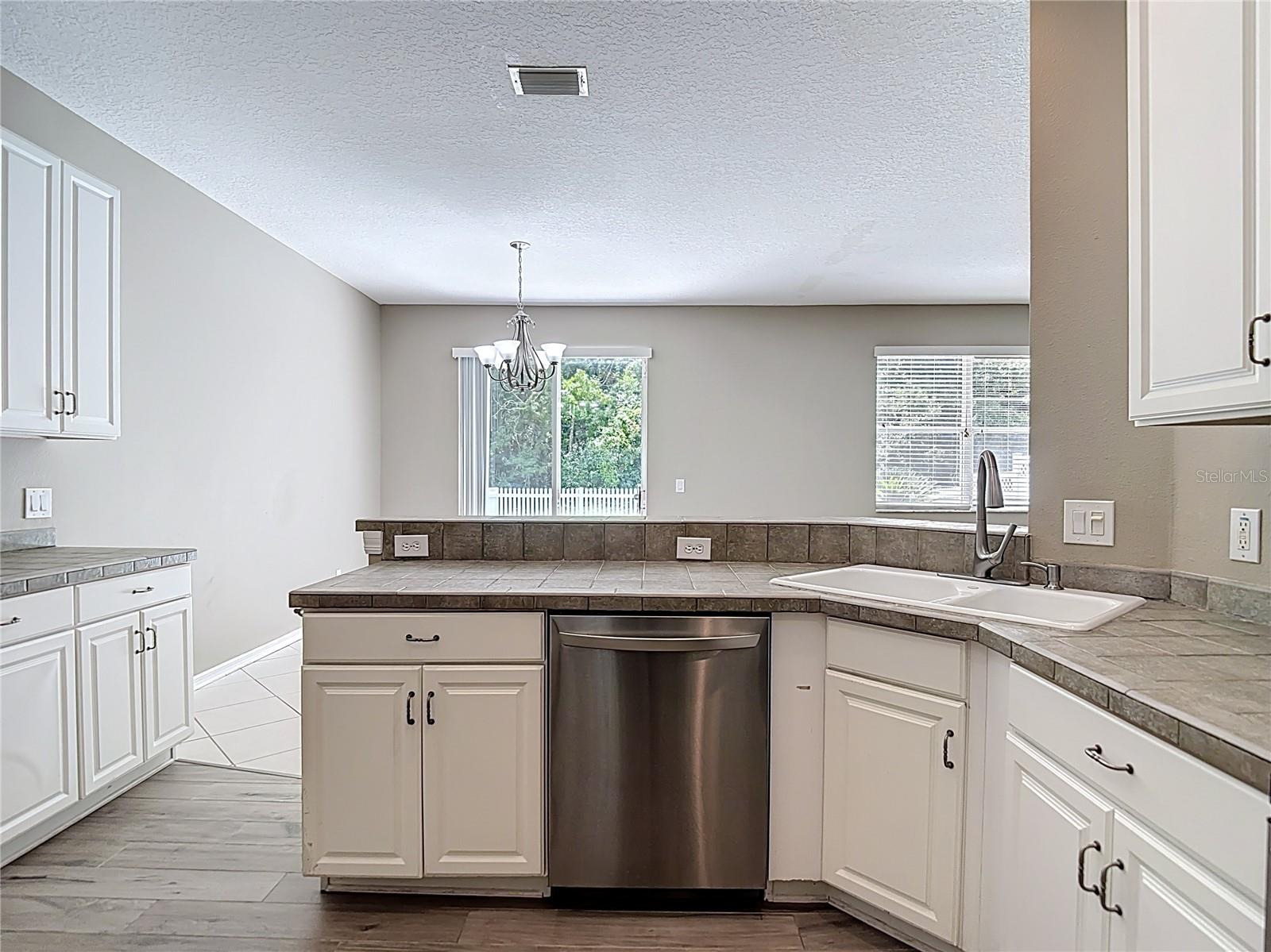 Image 20 of 64 For 26914 Stillbrook Drive