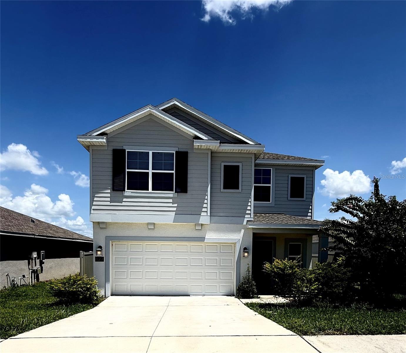 Image 2 of 28 For 827 Ofanto Way