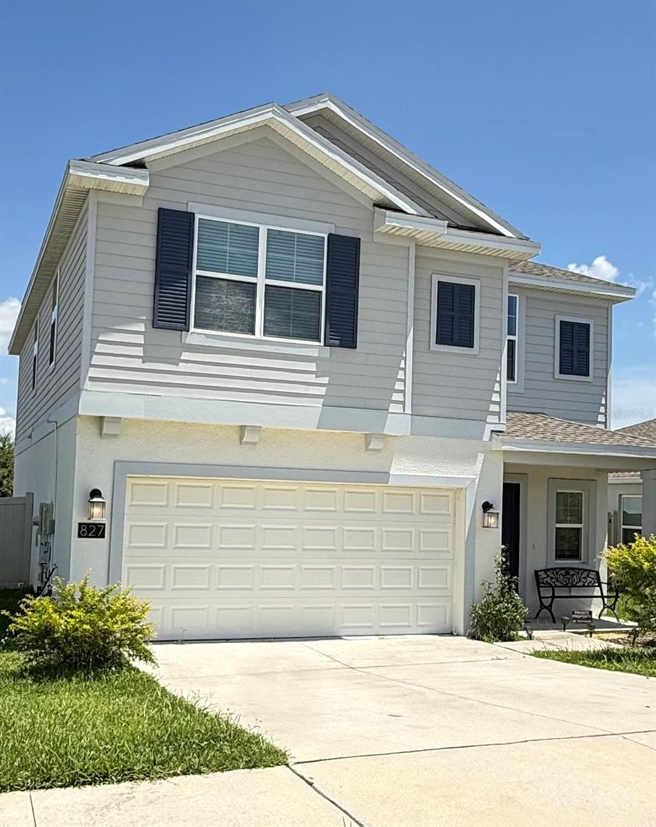 Image 4 of 28 For 827 Ofanto Way