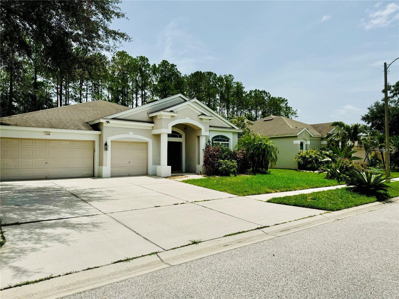 Image 2 of 41 For 7346 Crescent Palm Drive