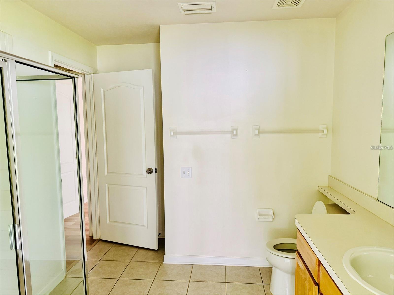 Image 32 of 41 For 7346 Crescent Palm Drive