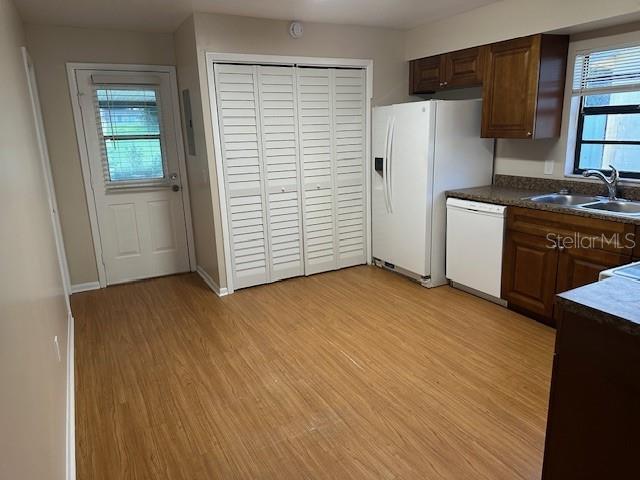 Image 2 of 9 For 725 Sunbright Drive