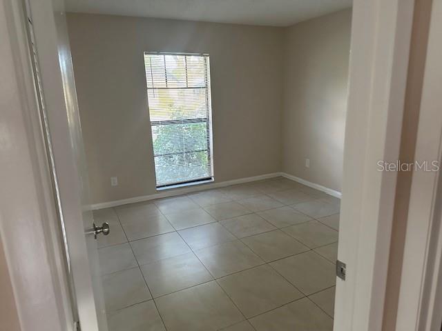 Image 5 of 9 For 725 Sunbright Drive