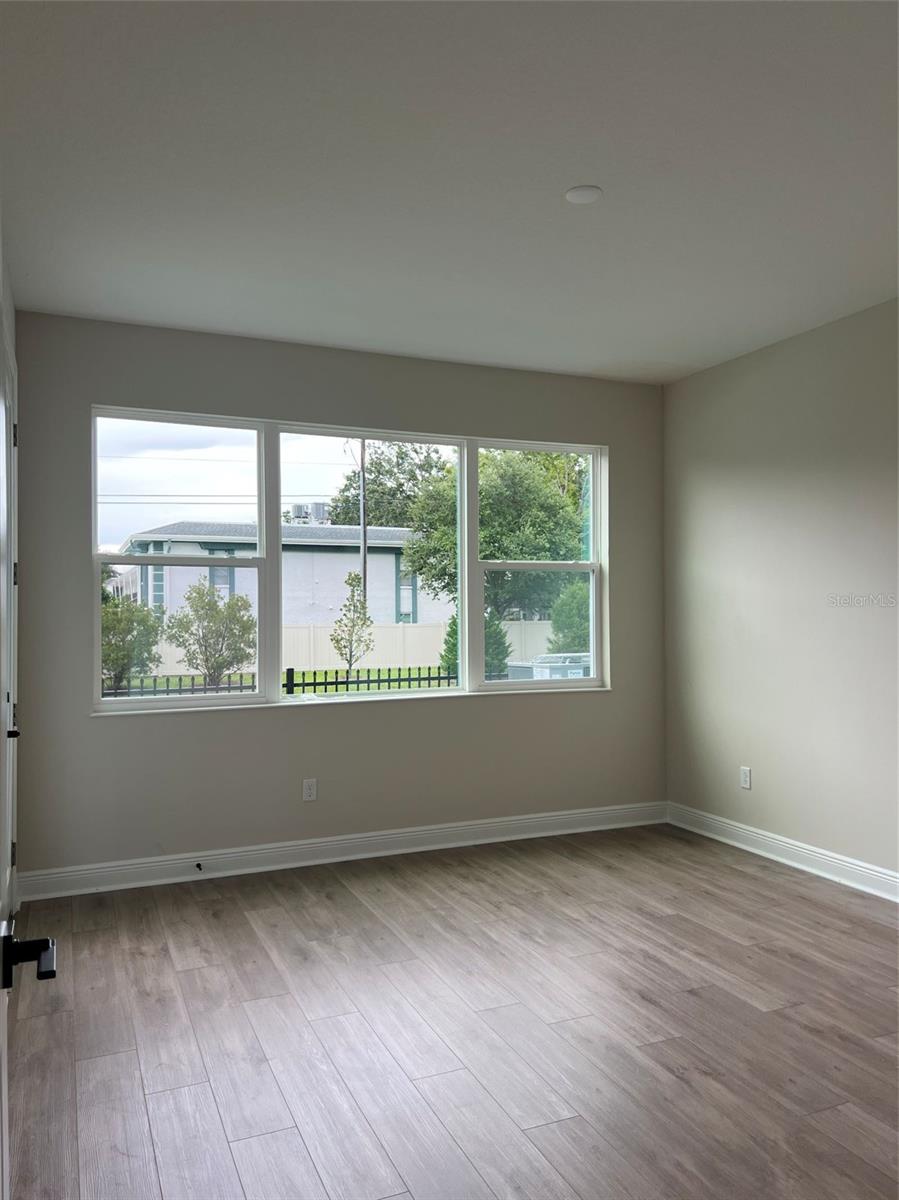 Image 14 of 25 For 7749 93rd Street N