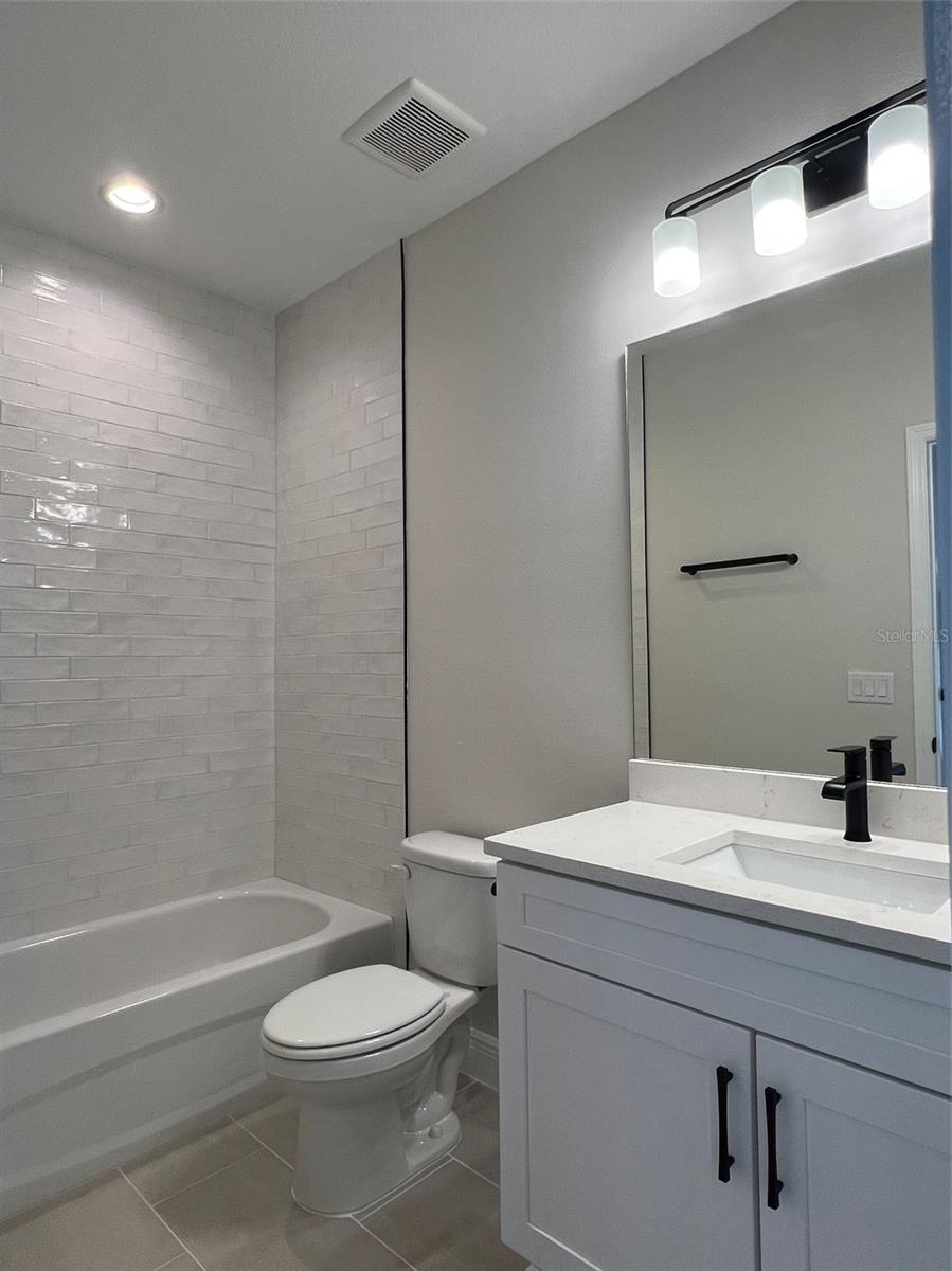 Image 19 of 25 For 7749 93rd Street N