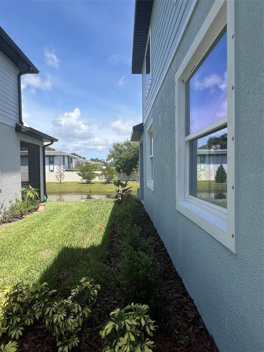 Image 4 of 12 For 7749 93rd Street N