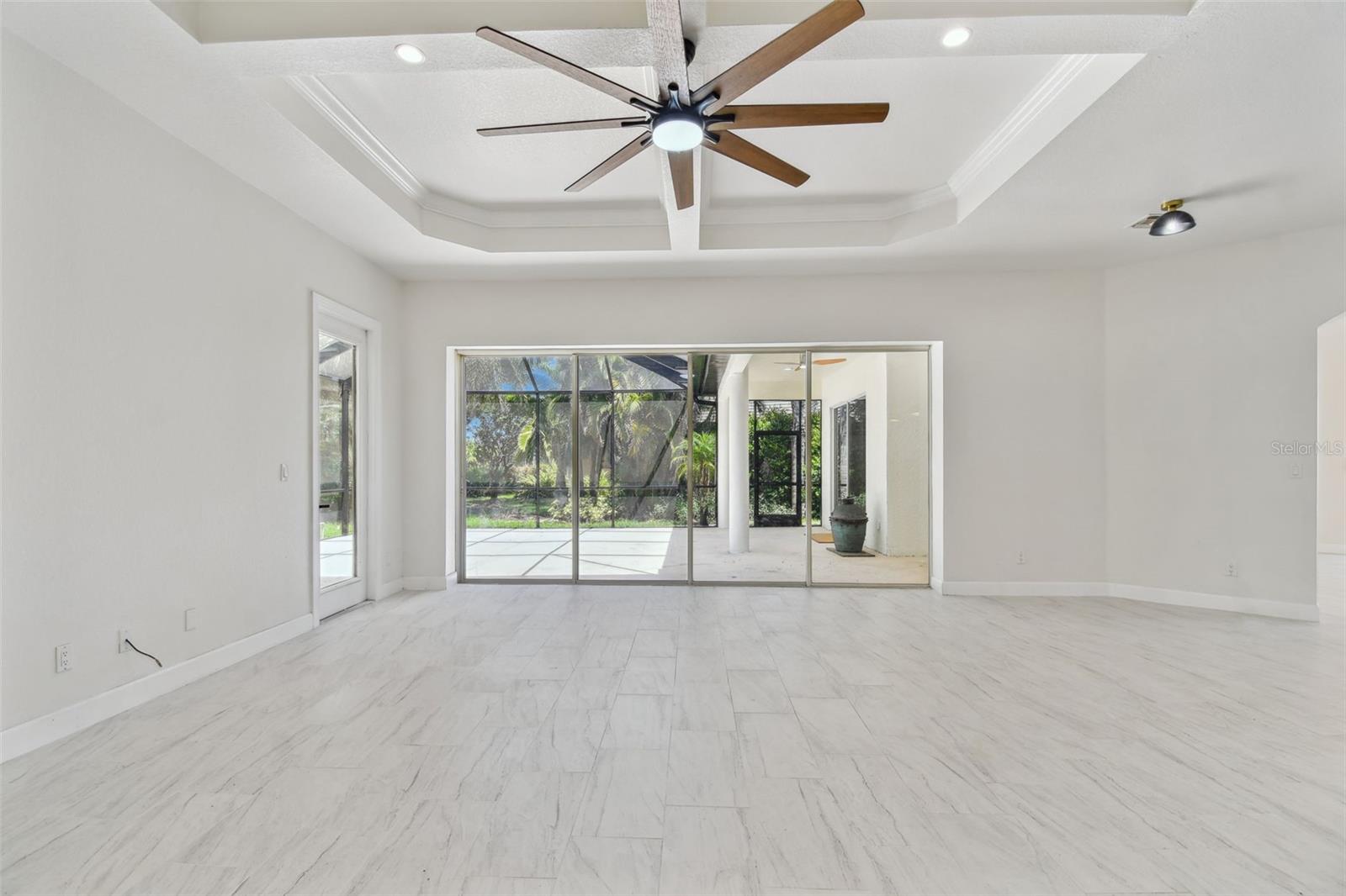 Image 19 of 80 For 13792 Long Lake Lane