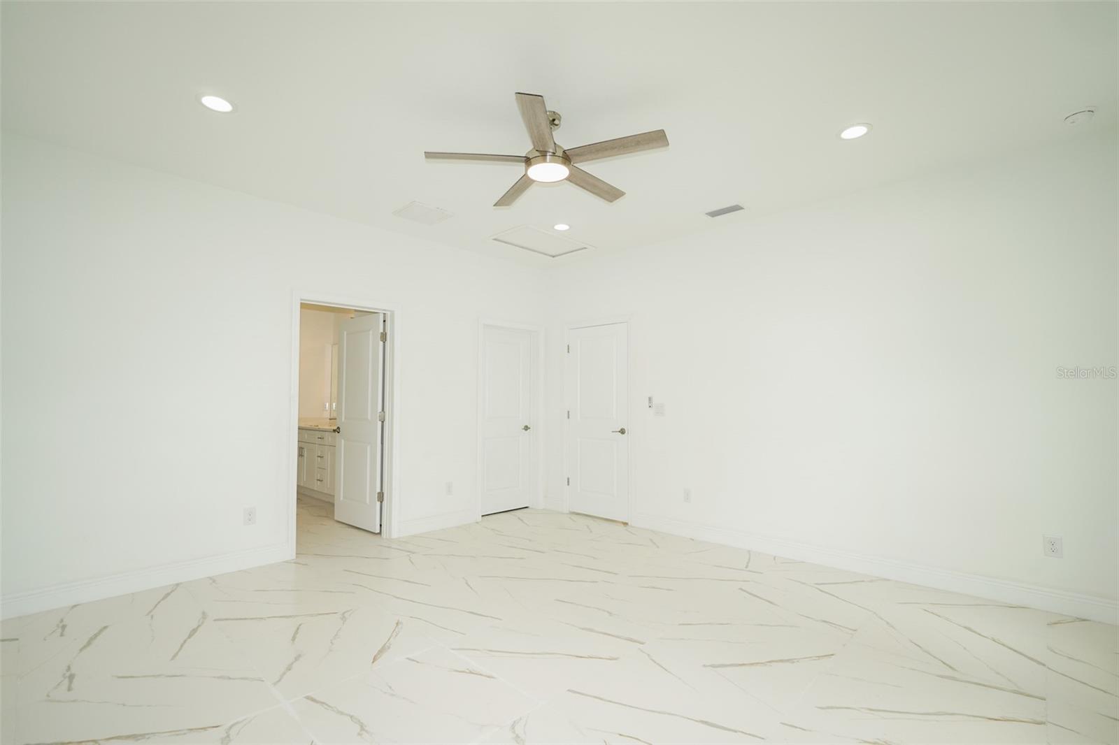 Image 36 of 50 For 2603 70th Street