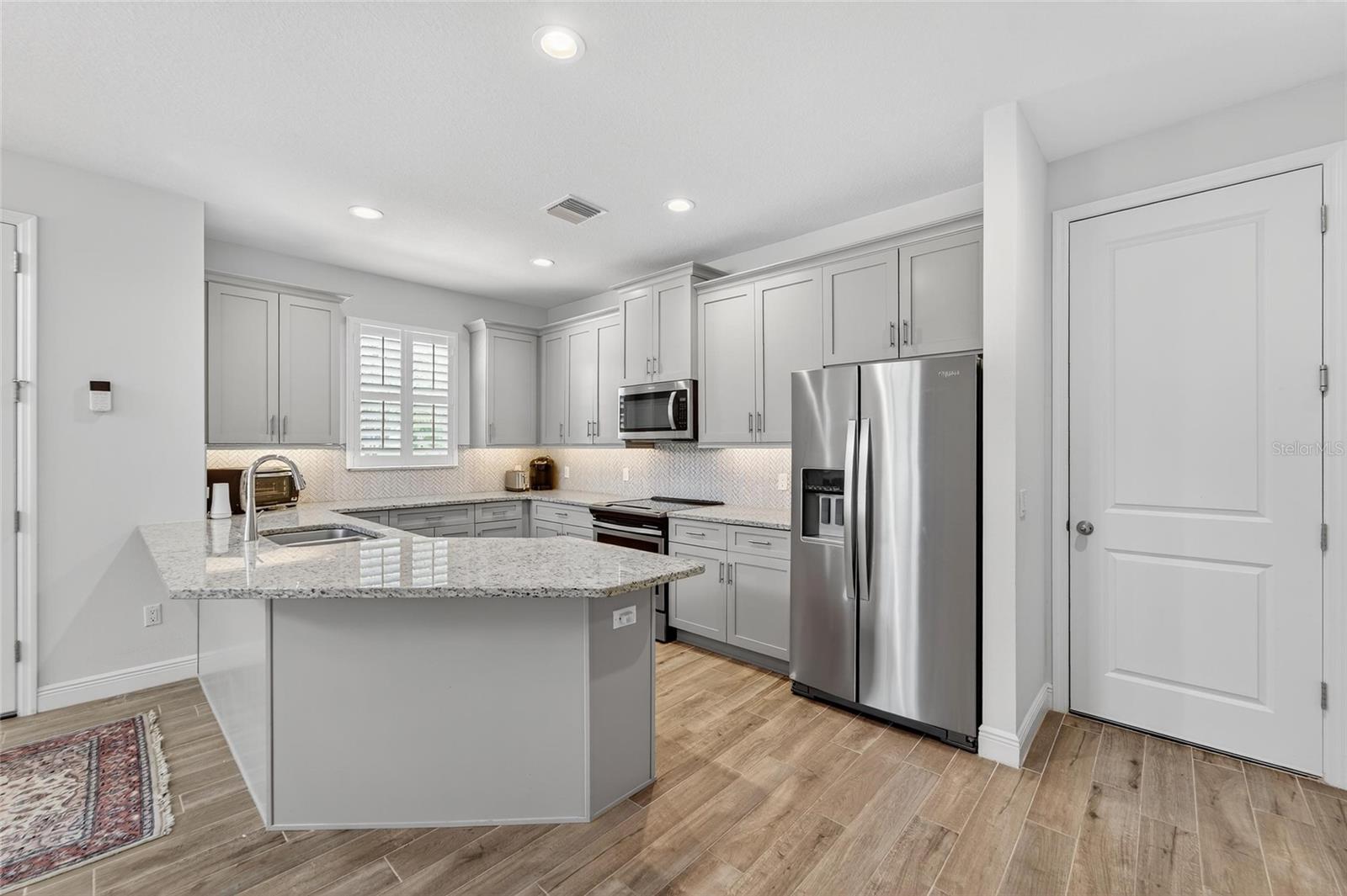 Image 10 of 52 For 1506 Caldera Court