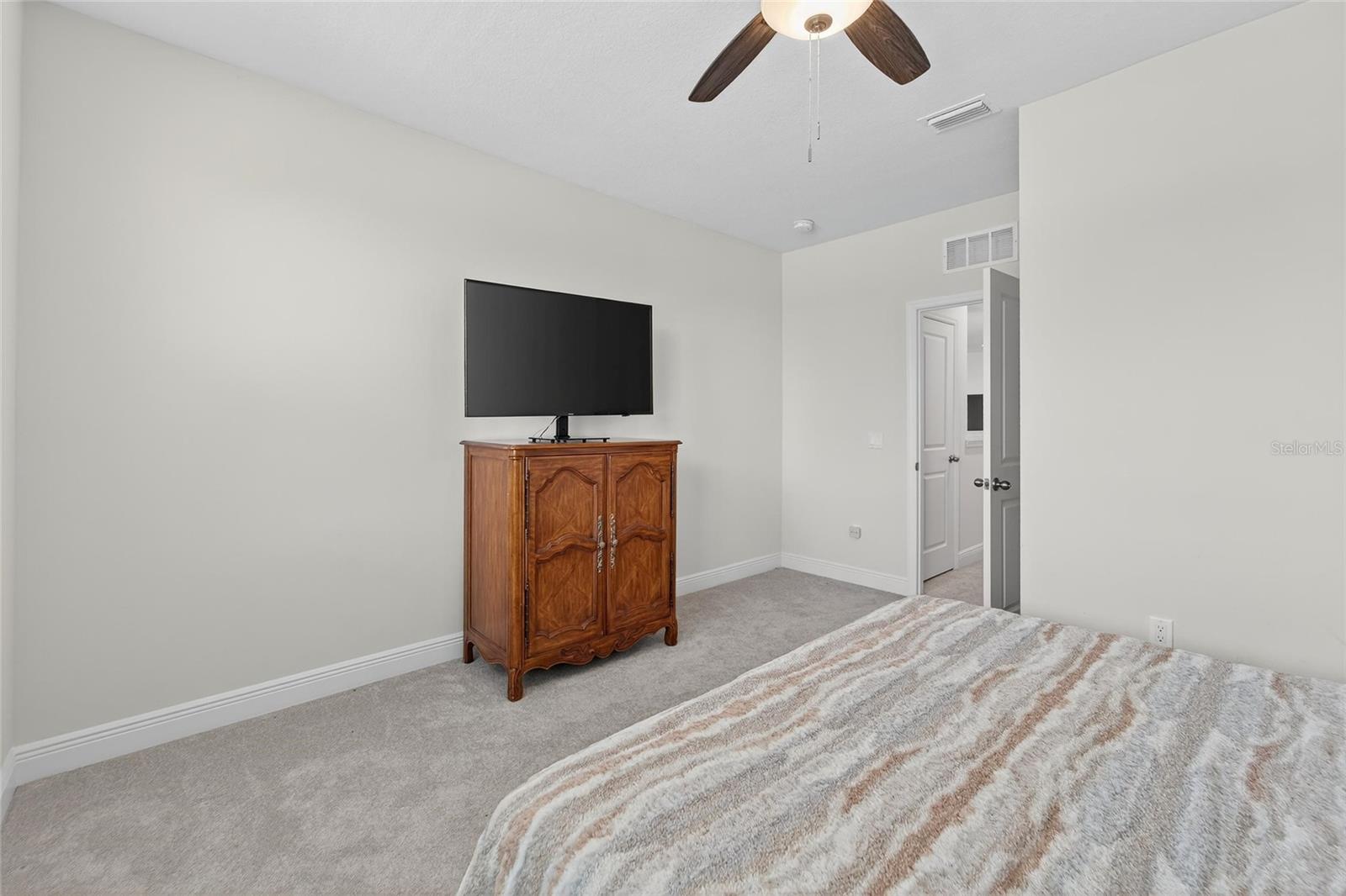 Image 37 of 52 For 1506 Caldera Court