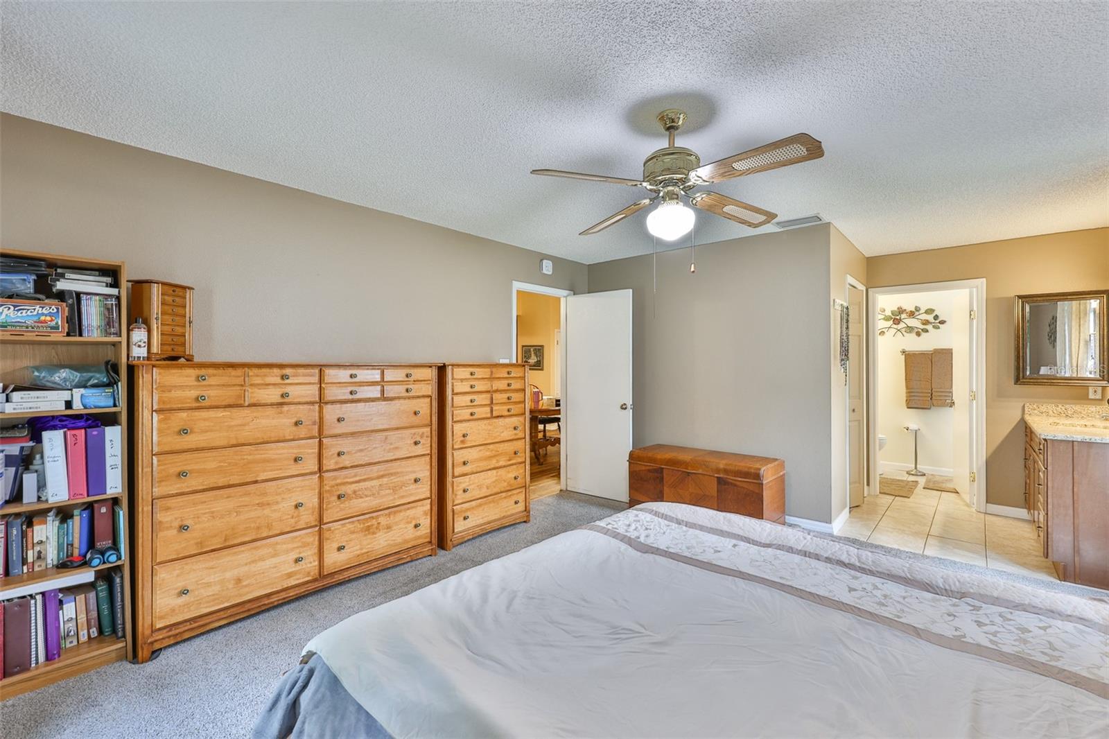 Image 19 of 54 For 11823 Cedarfield Drive
