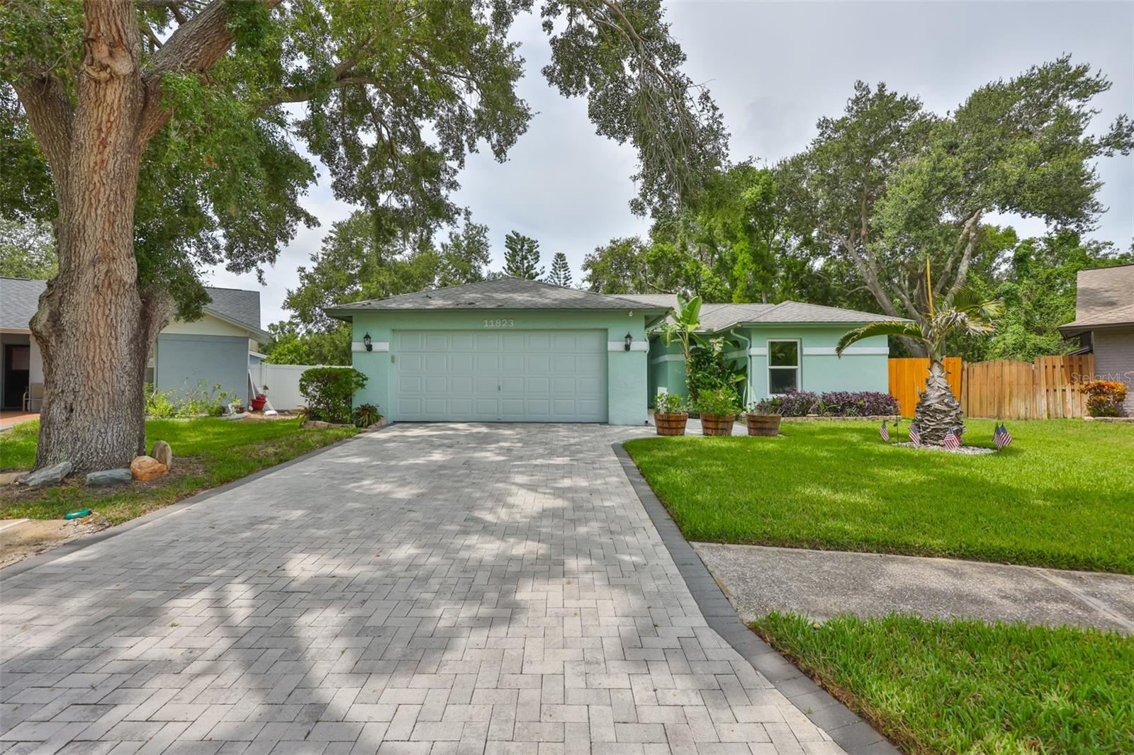 Image 45 of 54 For 11823 Cedarfield Drive