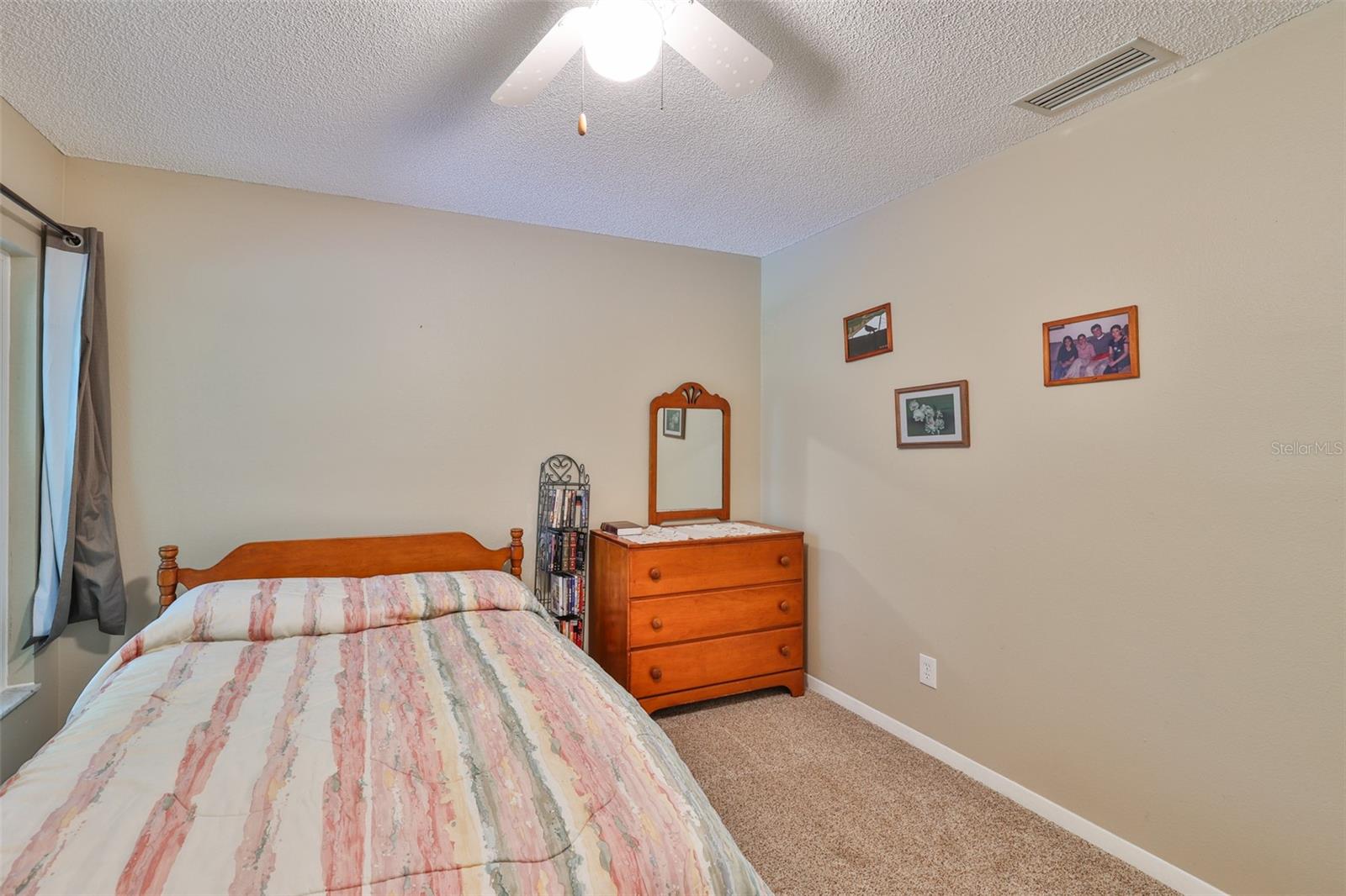 Image 8 of 54 For 11823 Cedarfield Drive