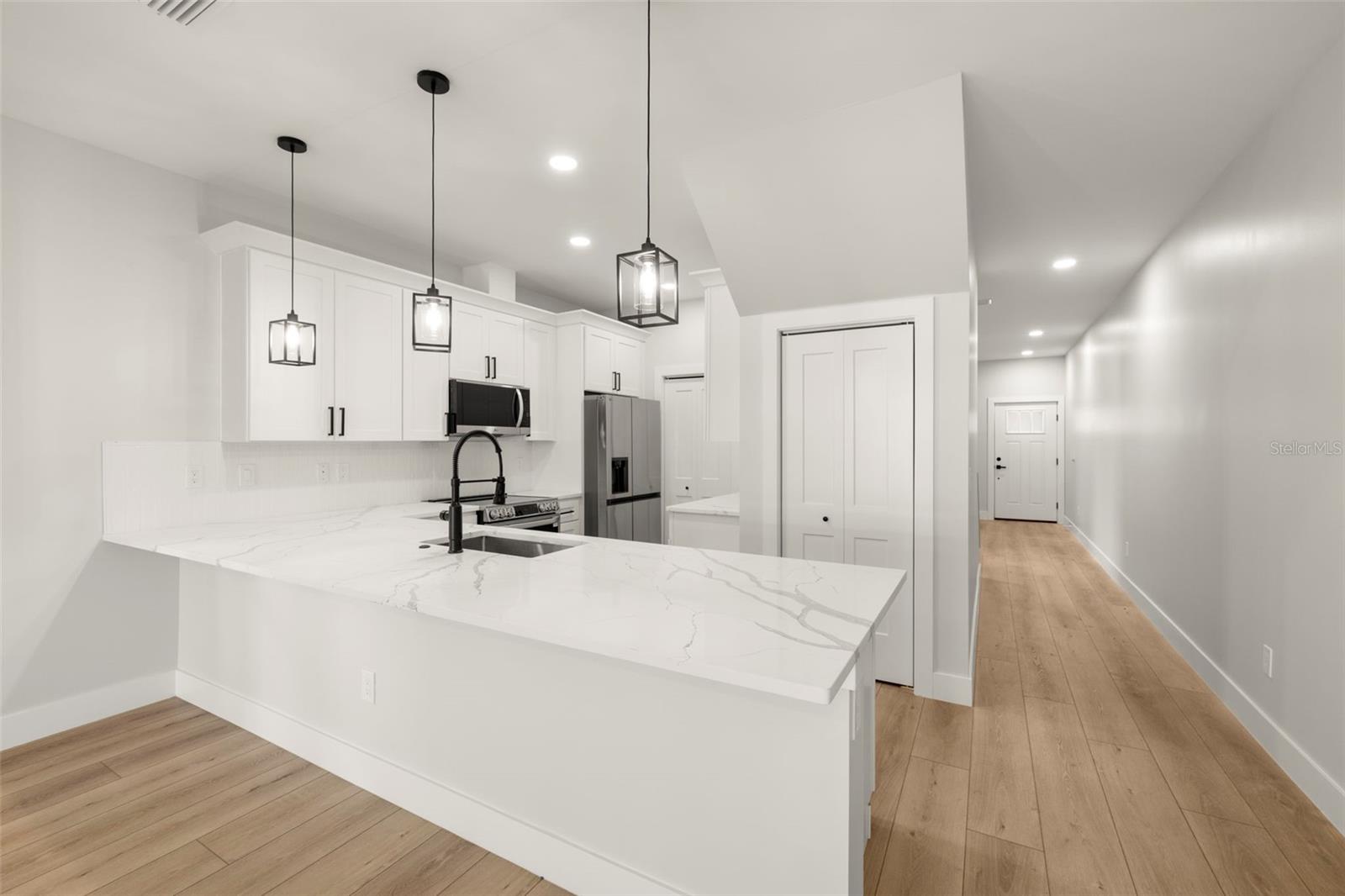 Image 13 of 51 For 4308 Gray Street 5