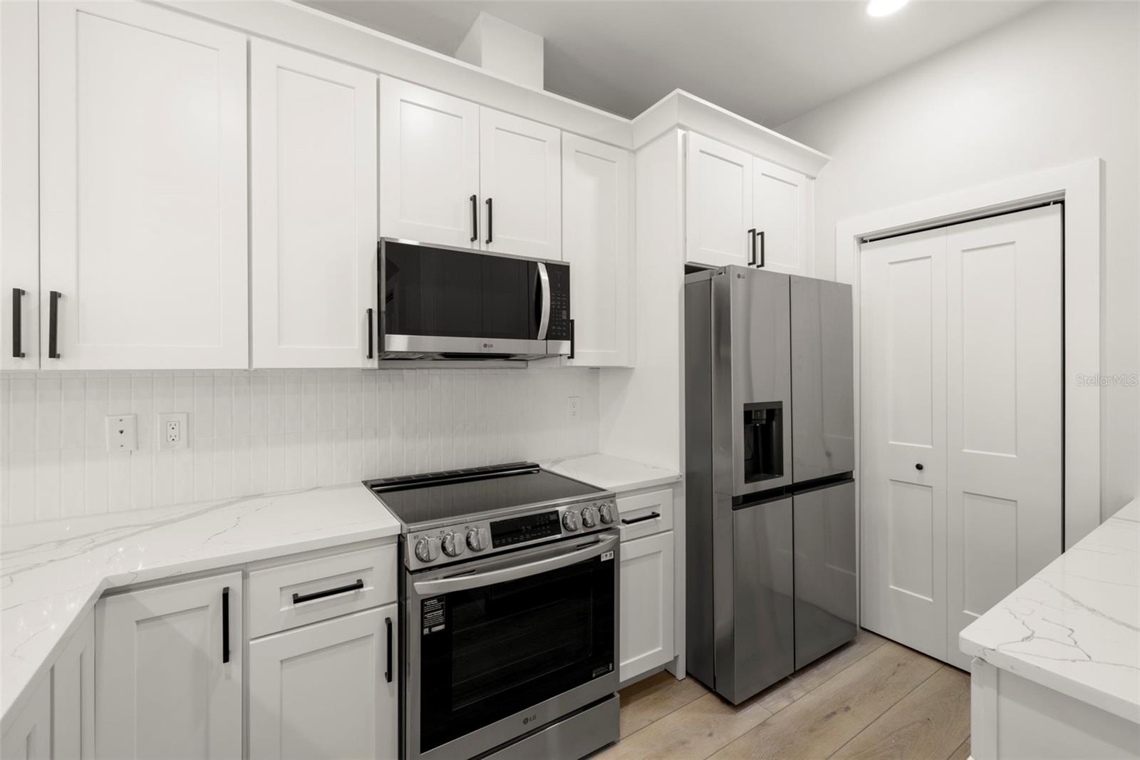 Image 15 of 51 For 4308 Gray Street 5