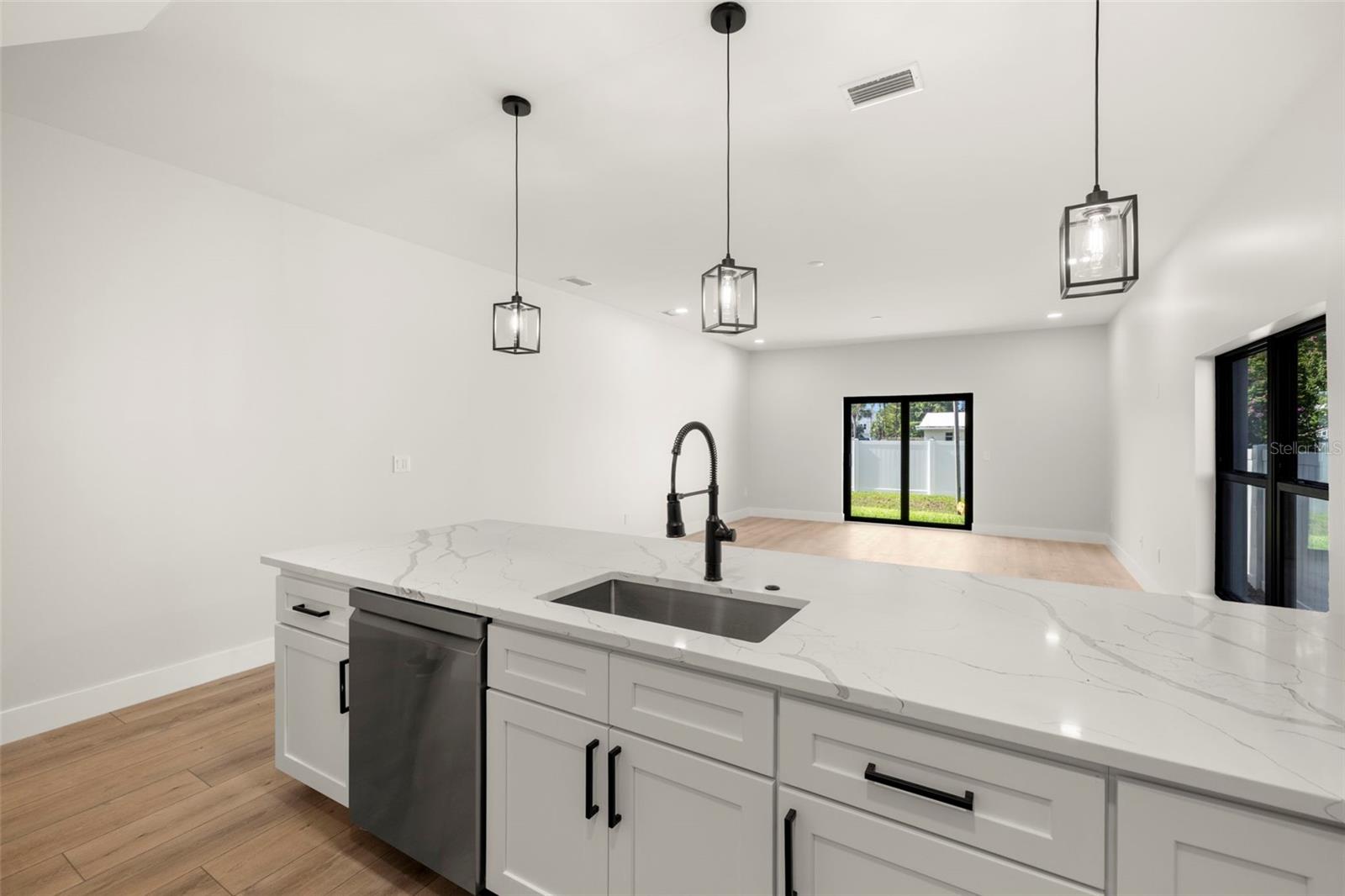 Image 17 of 51 For 4308 Gray Street 5