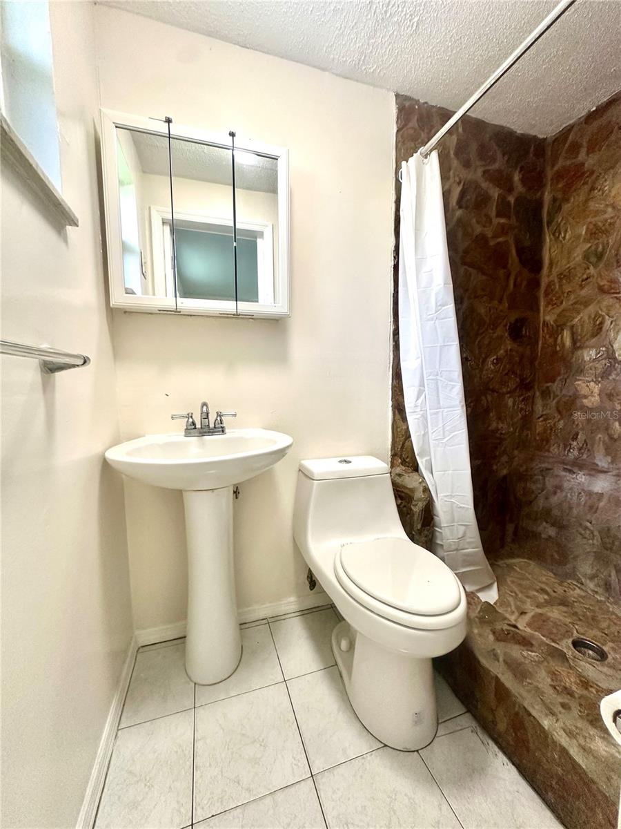 Image 10 of 14 For 9333 82nd Street