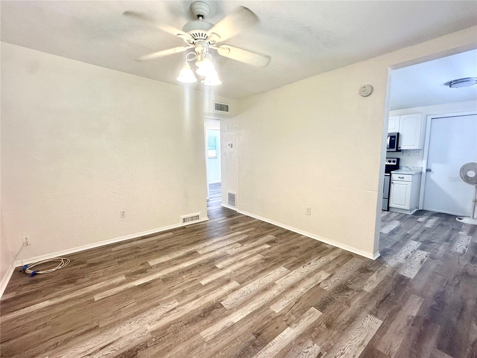 Image 6 of 14 For 9333 82nd Street