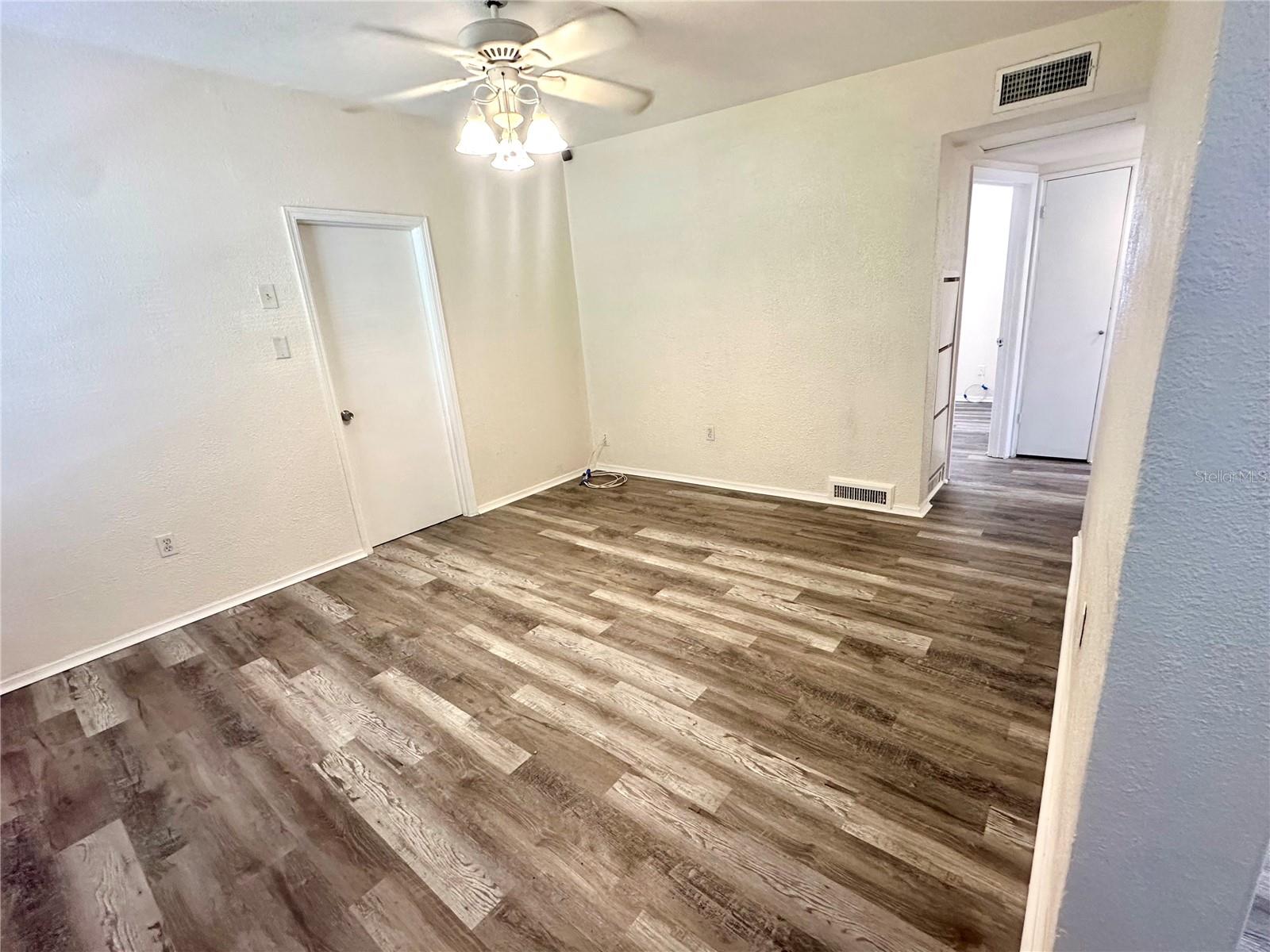 Image 7 of 14 For 9333 82nd Street
