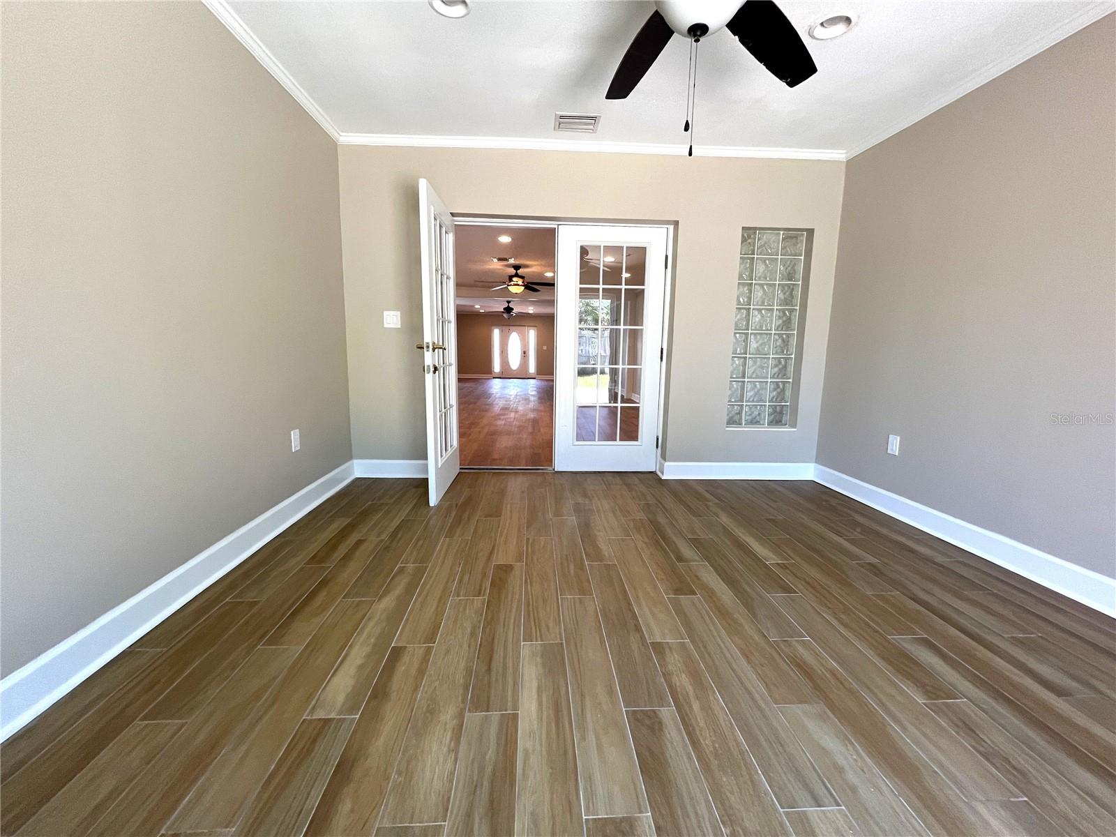 Image 19 of 24 For 3807 Belle Vista Drive E