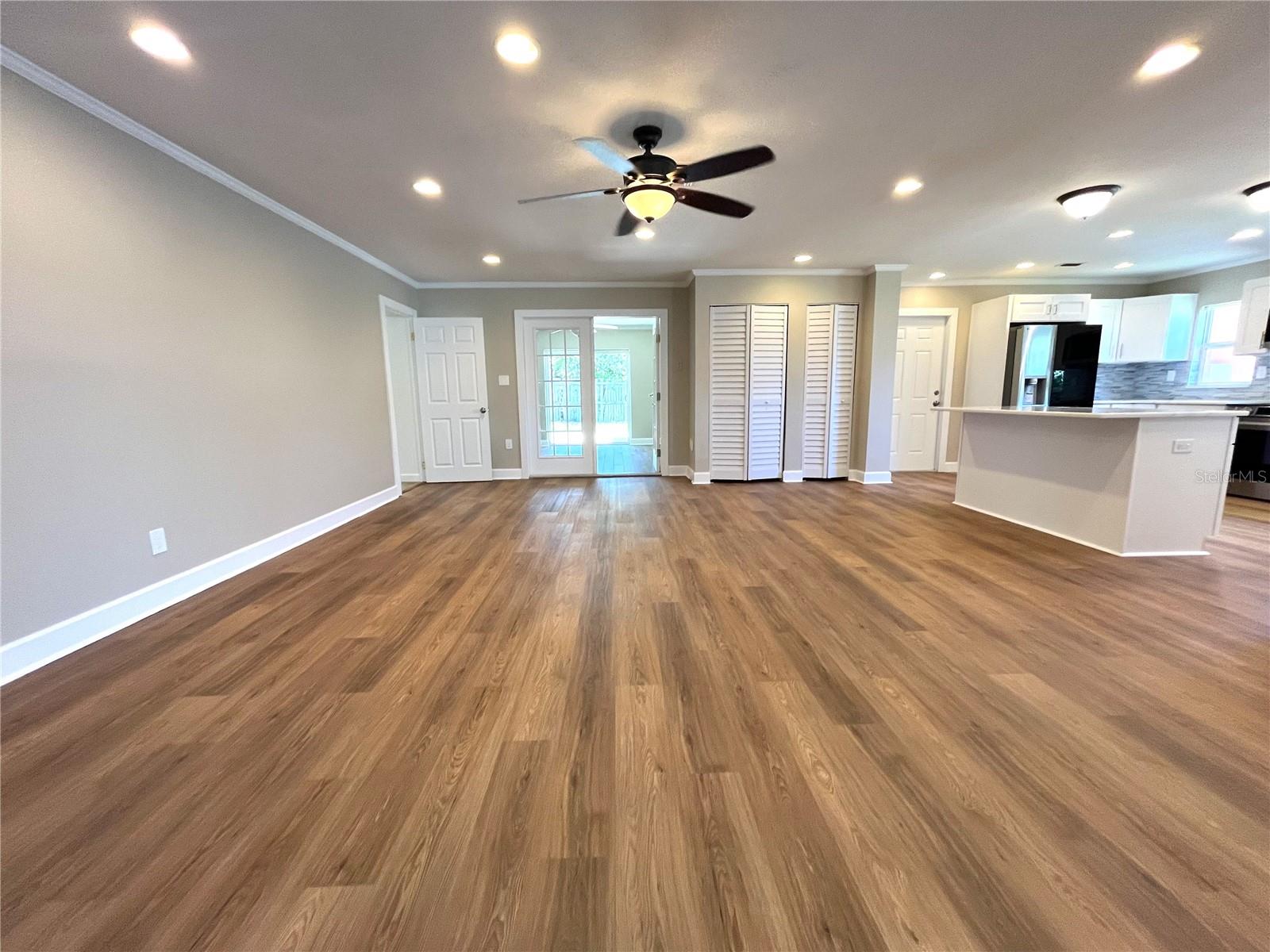 Image 7 of 24 For 3807 Belle Vista Drive E