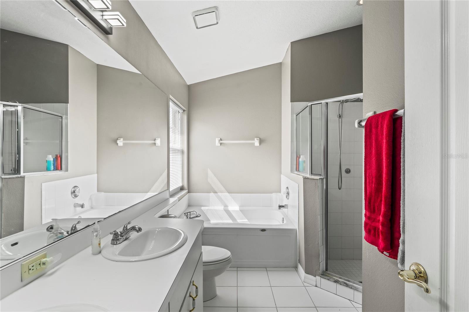 Image 18 of 46 For 30639 Tremont Drive