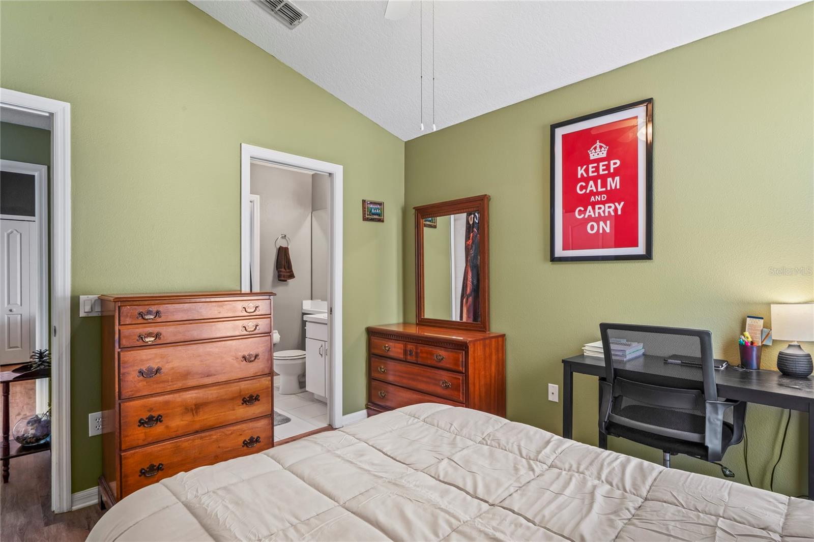 Image 23 of 46 For 30639 Tremont Drive