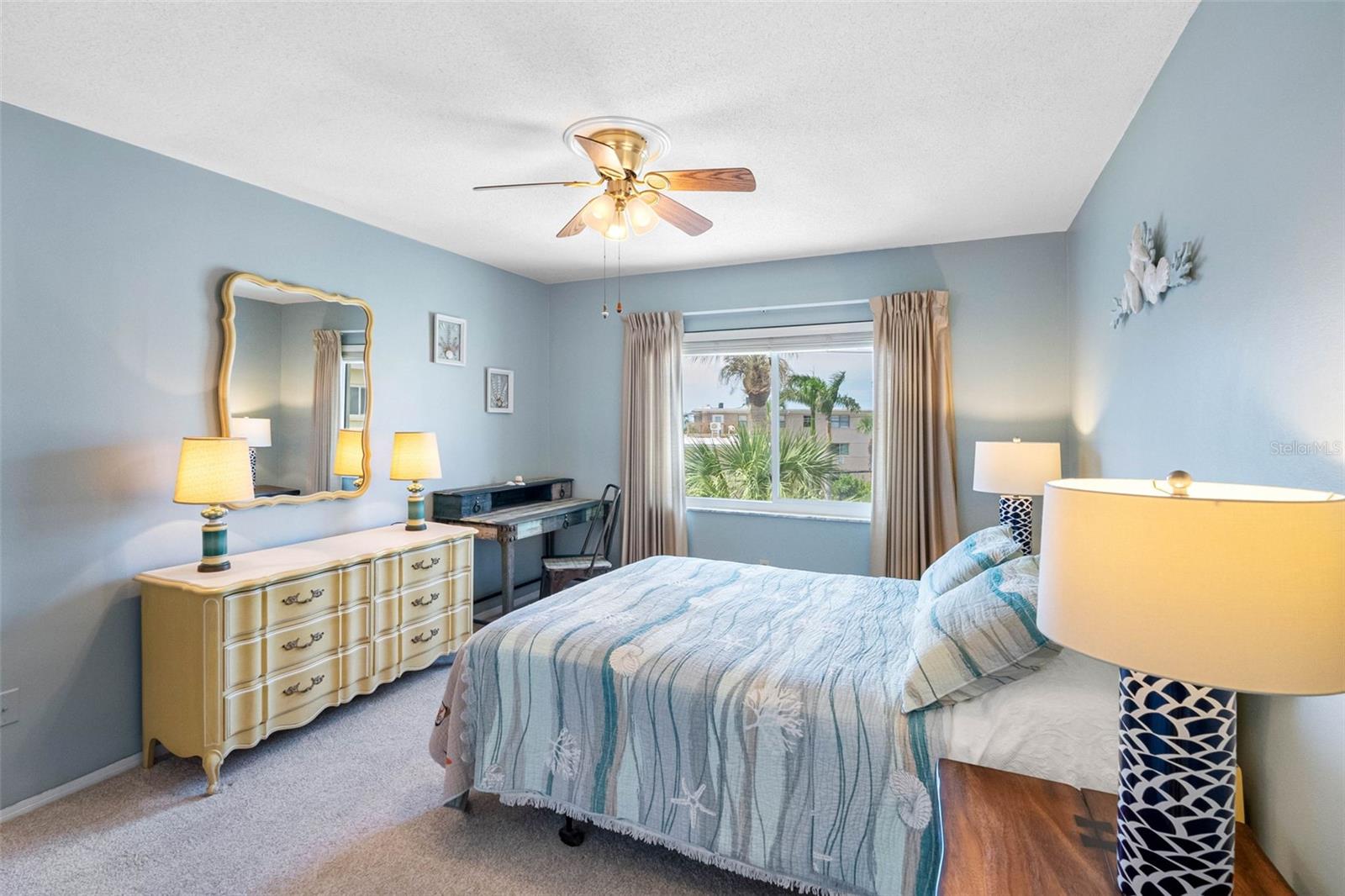 Image 21 of 55 For 6767 Sunset Way 303