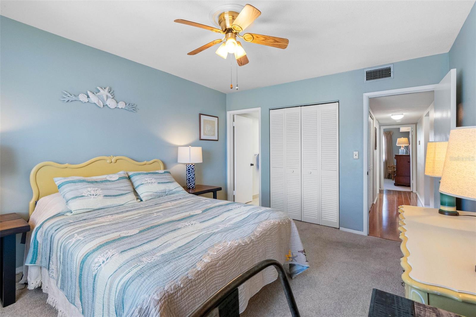 Image 22 of 55 For 6767 Sunset Way 303
