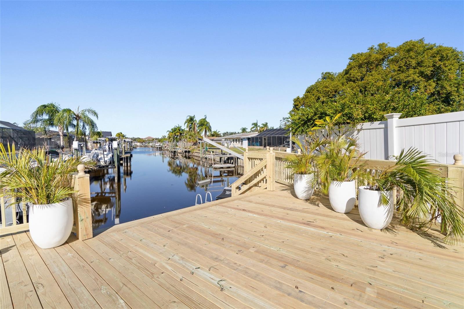 Listing photo id 41 for 6004 Tampa Shores Boulevard