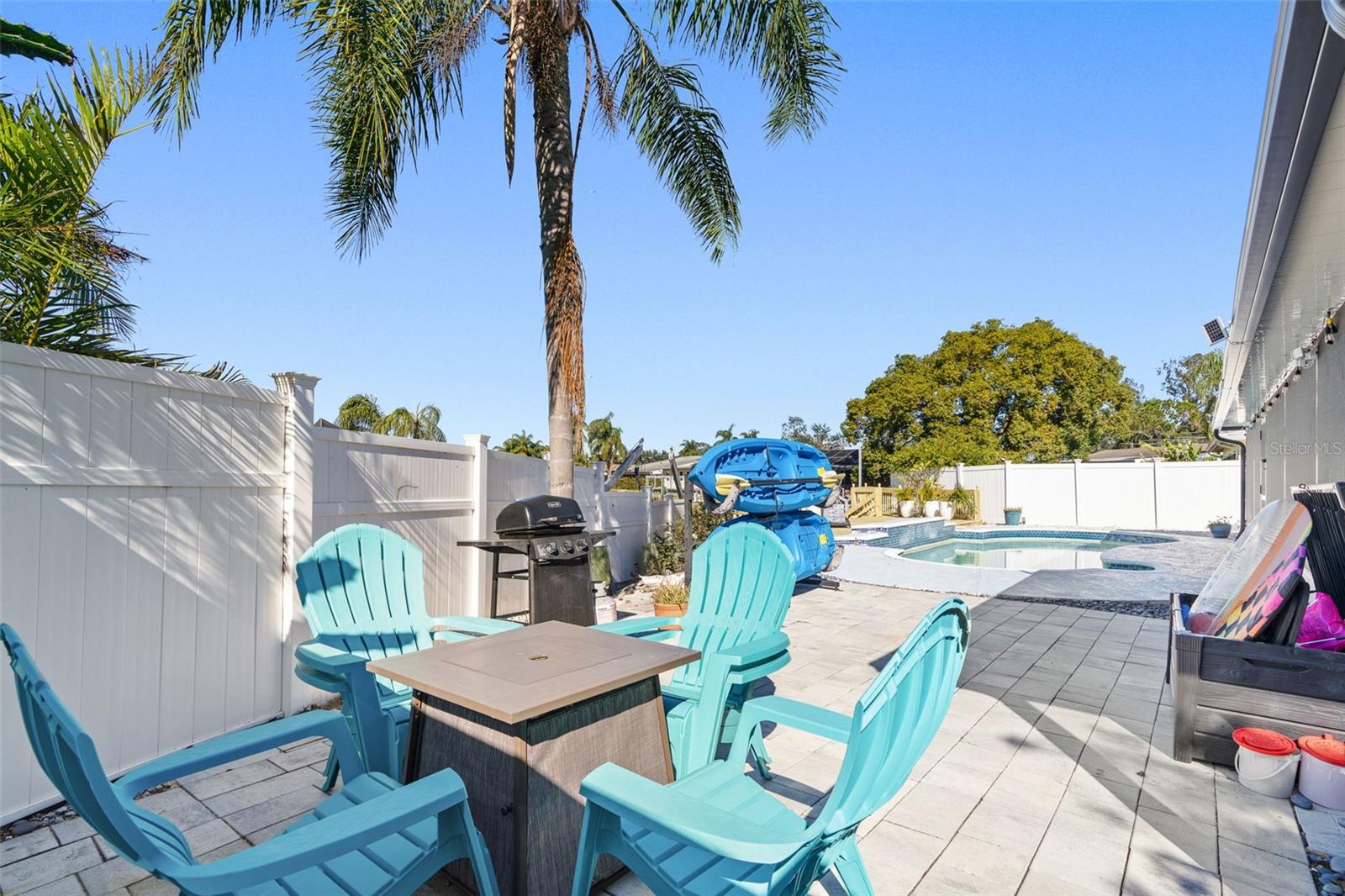 Listing photo id 43 for 6004 Tampa Shores Boulevard